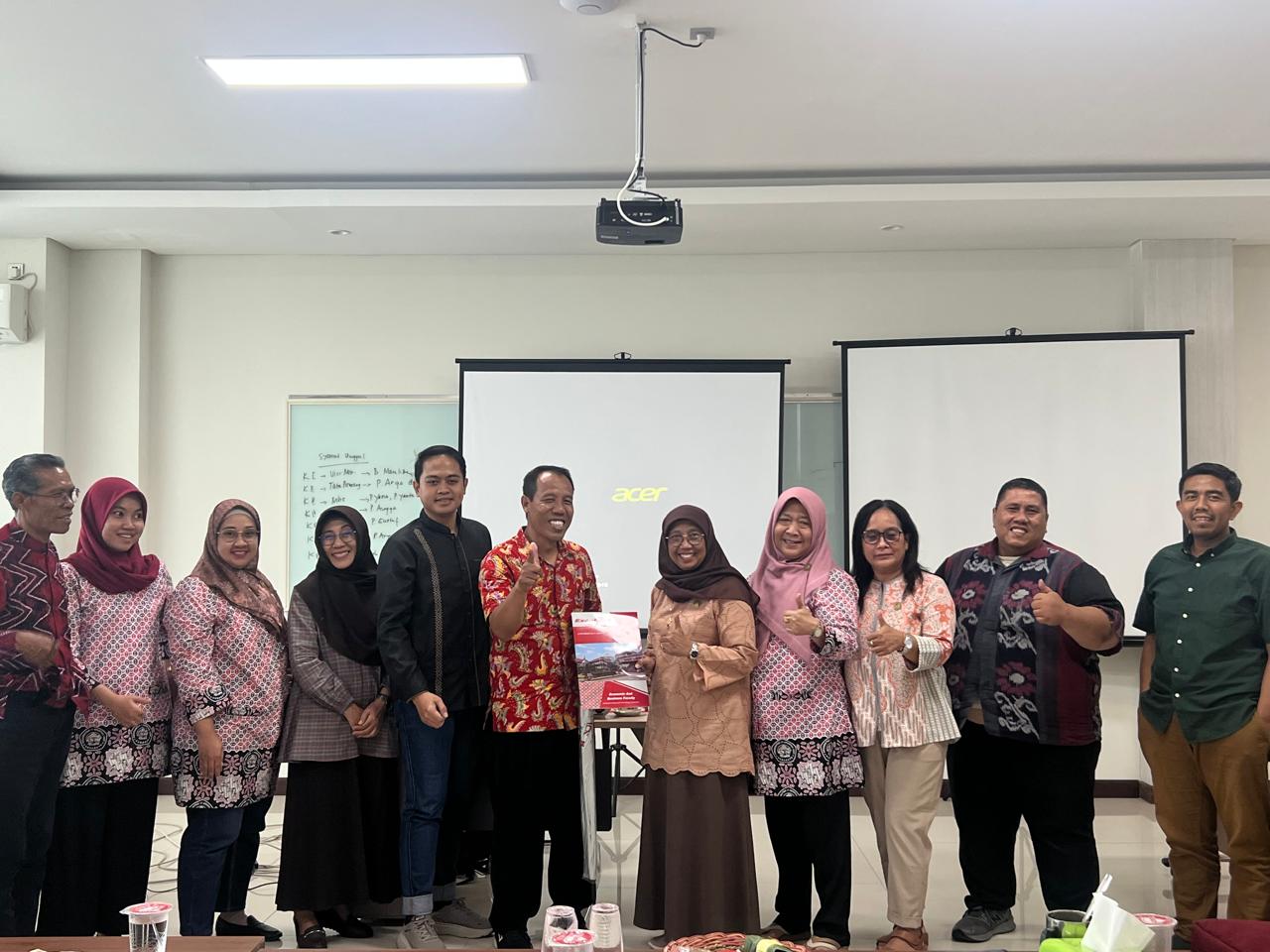 Pendampingan Jurnal FEB UNTAG Surabaya Menuju Akreditasi SINTA 2 Bersama UNMER Malang